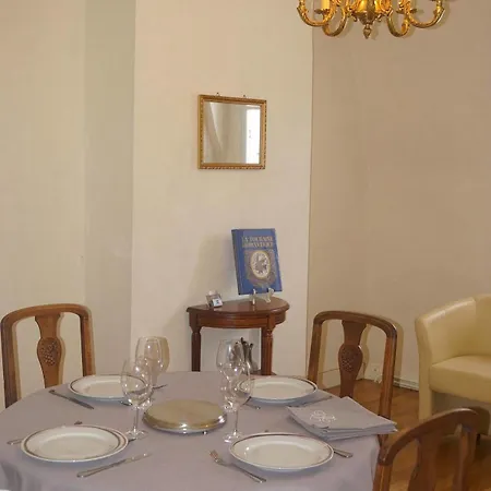 La Touraine Romantique Appartement *